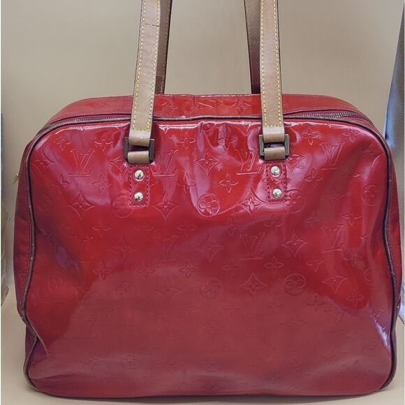 Authentic Louis Vuitton Vernis GM Shoulder Bag - Picture 2 of 13